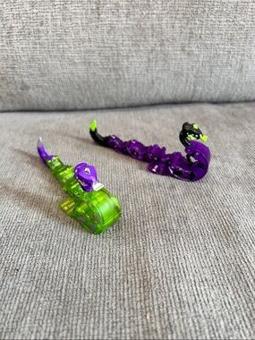 Bakugan Montrapod Lot of 2 B2400 B1000 green purple
